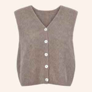 Thelma Vest